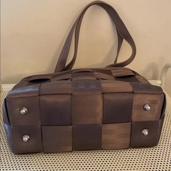 HARVEYS SEATBELT BAG - BROWN - Picture 5 of 9